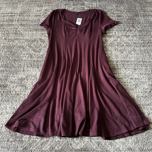 NWT Torrid Mini Slub Rib Fluted Dress Winetasting 1X - Picture 4 of 11
